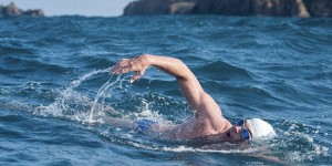 Un 48enne a nuoto per 560 km. Ph Kelvin Trautman