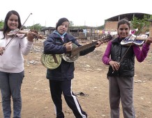 La Recycled Orchestra di Cateura: quando la musica salva