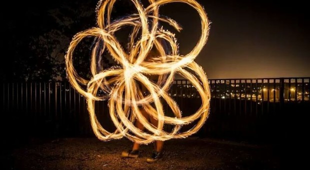 Light painting performance di Ivan Felardi