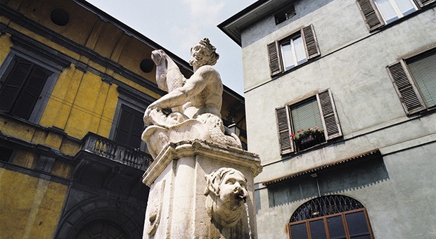 Acqua di valore: Quattro modifiche al regolamento di Uniacque a tutela del cittadino