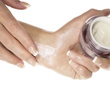 Cosmetici fatti in casa: la nuova tendenza per prendersi cura di sé