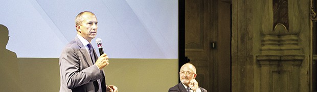 Da sinistra: Rettore Prof. Maurizio Tira, Professor Francesco Castelli