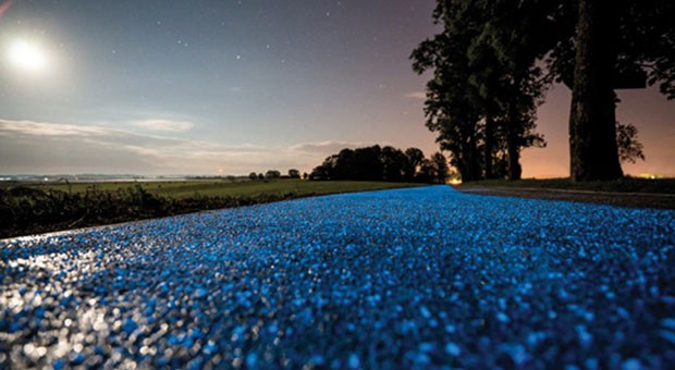 Pedalando nel blu: a Pavia una pista ciclabile unica in Italia