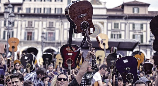 Il 23 aprile torna Mille chitarre in piazza