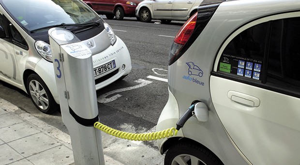 Bando Ricarica: 1 milione di euro ai punti di ricarica per auto elettriche