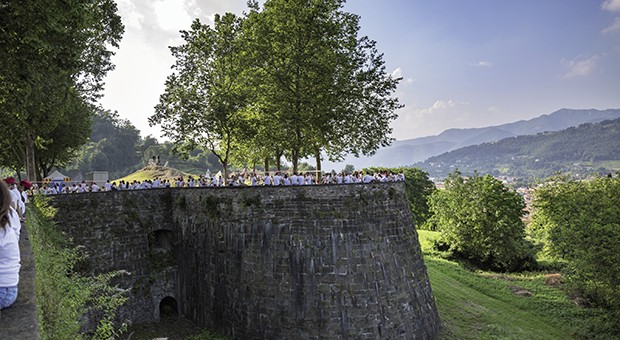 11.507 abbracci Forcella