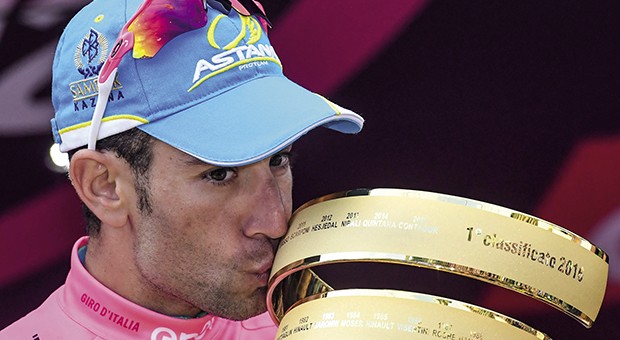 Il Giro d’Italia tra competizione e leggenda