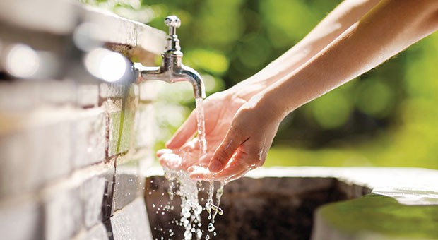 Brescia, i cittadini votano per l'acqua pubblica