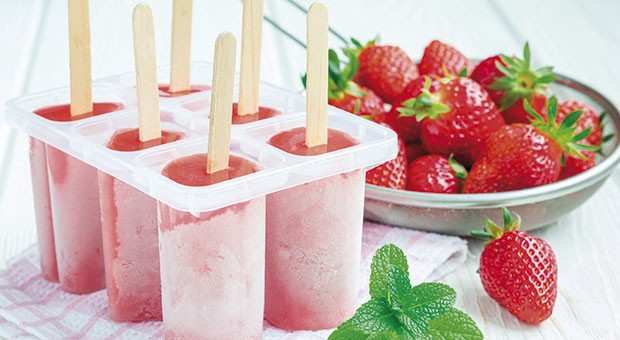 Ghiaccioli fior di fragola allo yogurt