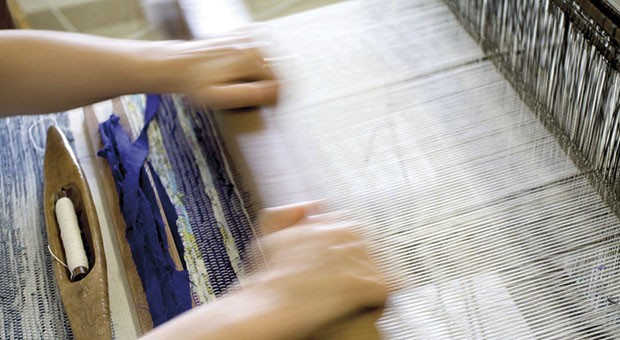 Stracci, riciclo e circolarità. La sfida di Tèssere