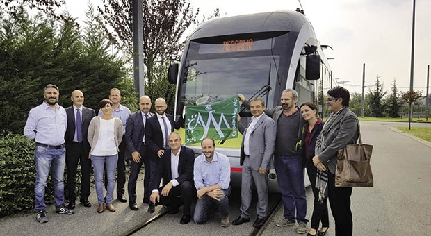 Il Tram delle Valli riceve la bandiera verde della sostenibilità